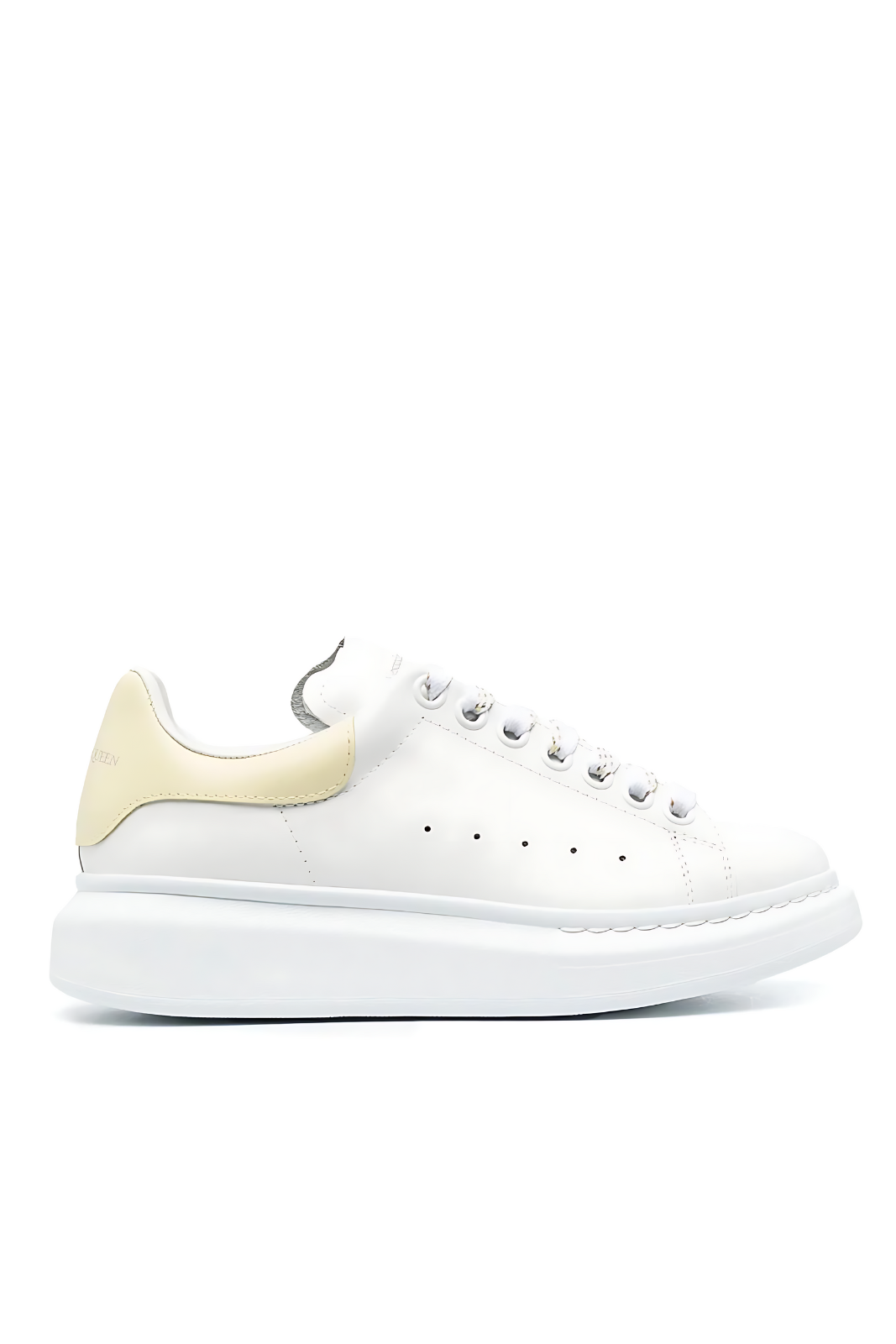 Alexander McQueen Oversized chunky low-top sneakers white - soft yellow