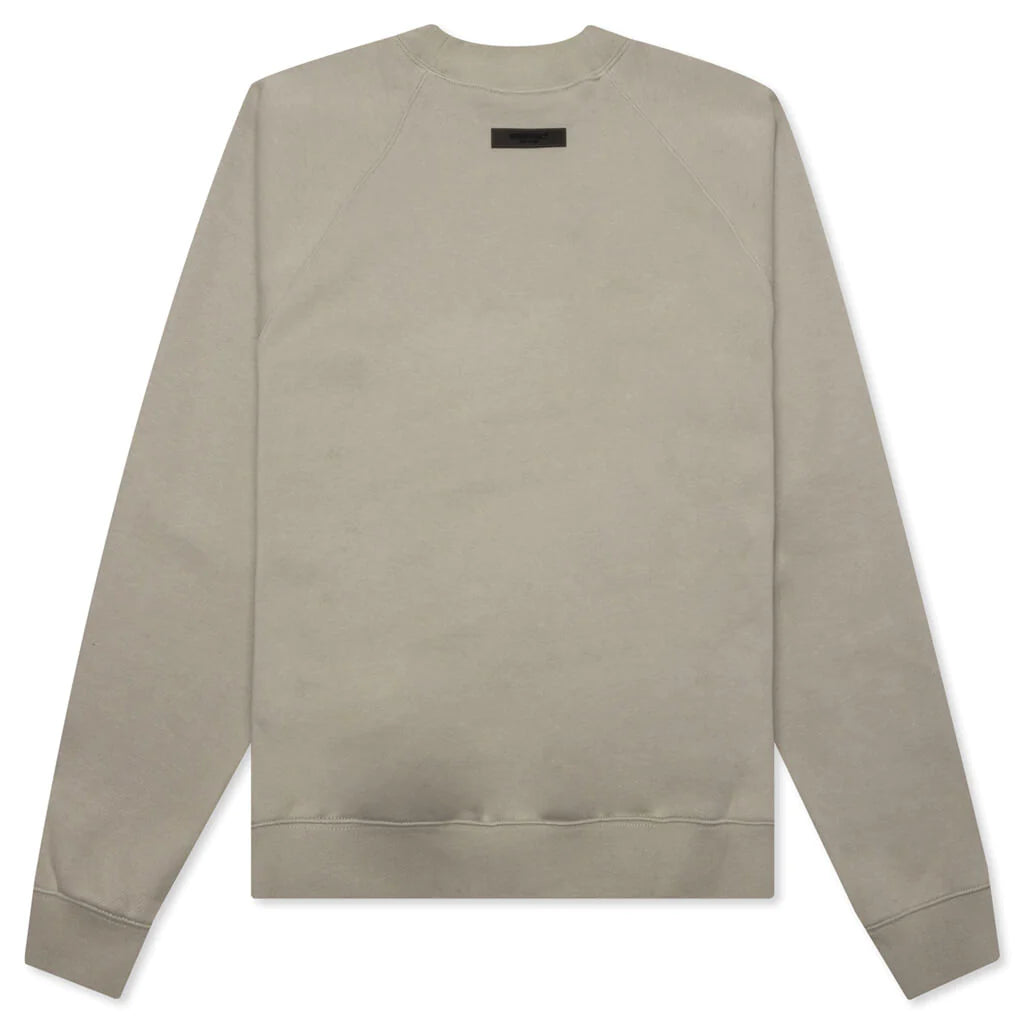 Fear-Of-God-Essentials-Crewneck---Seal-192BT222043F---06-10-23---Feature--KN-5.jpg