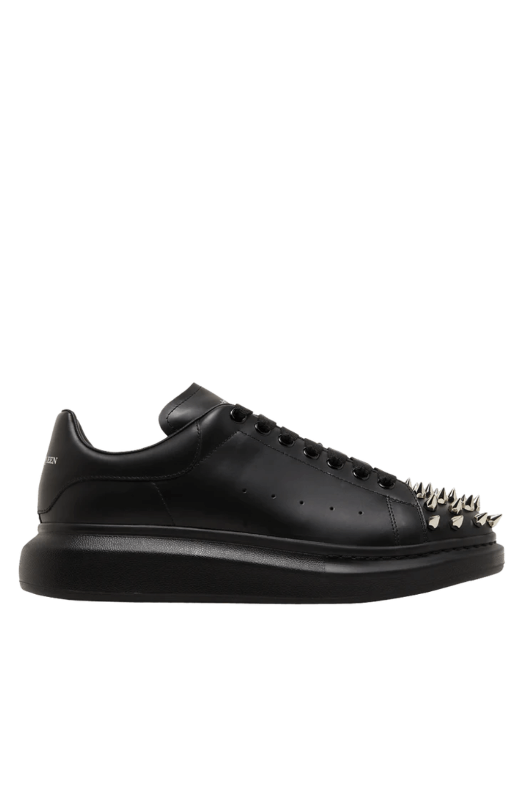 Alexander McQueen Oversized Sneaker Studded - Black face targets