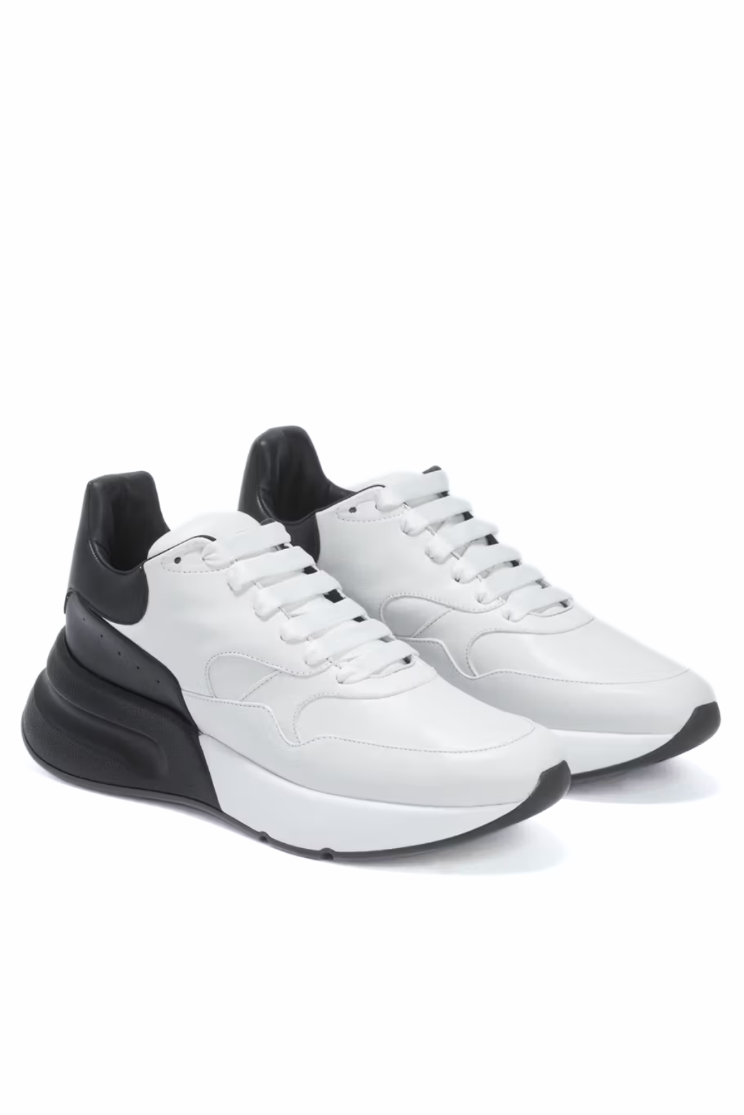 Alexander McQueen Oversized Runner Low Top White Black