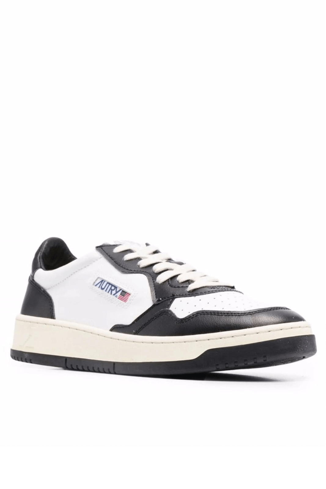 Autry Medalist low-top sneakers White Black