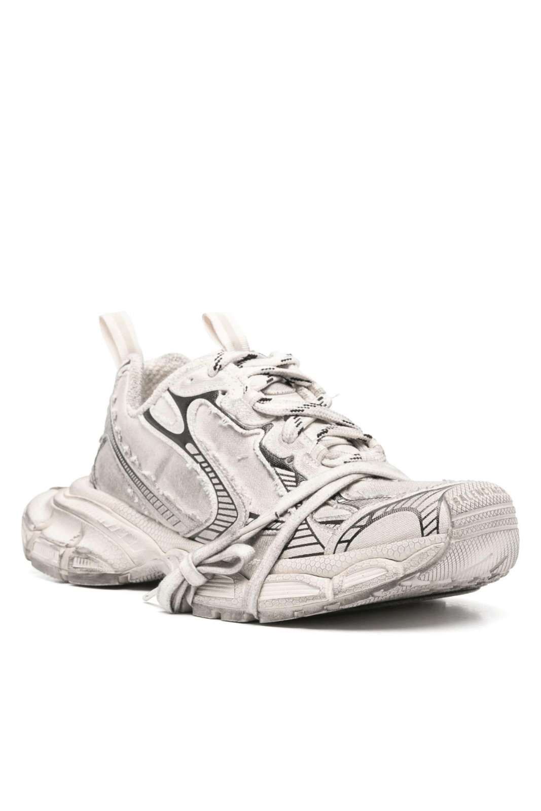 Balenciaga 3 Xl Sneakers in beige Destroied Canvas