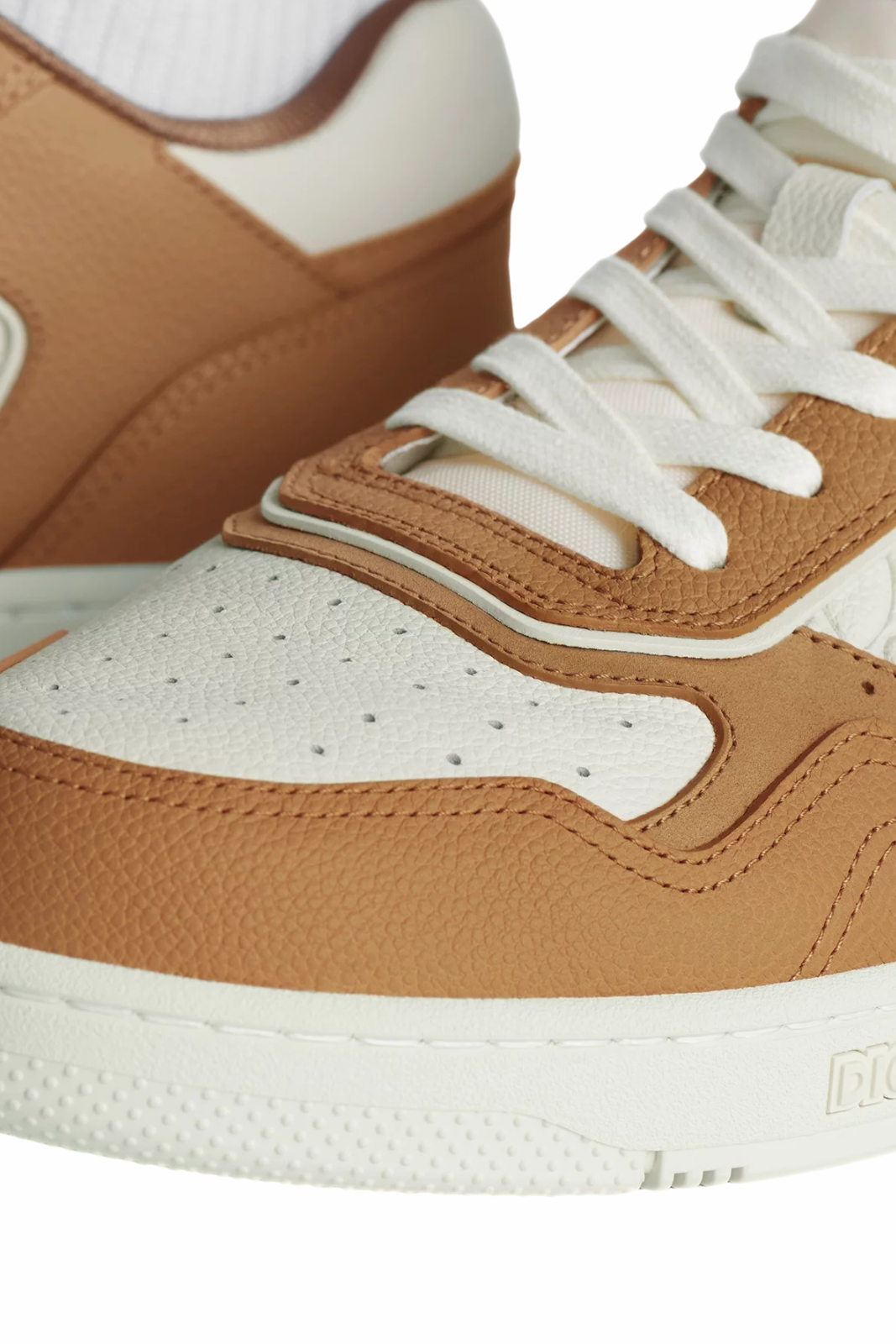 Dior B27 Uptown Low-Top Sneaker Cognac and white