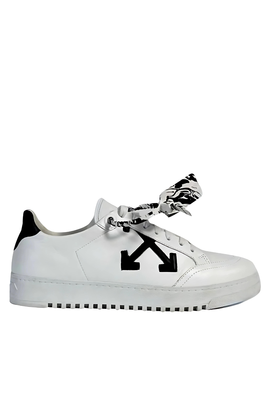 Off-White Leather low-top sneakers white/black